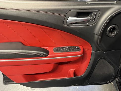 Used 2022 Dodge Charger Scat Pack RWD image 13