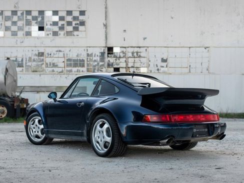 Used 1992 Porsche 911 Turbo image 9
