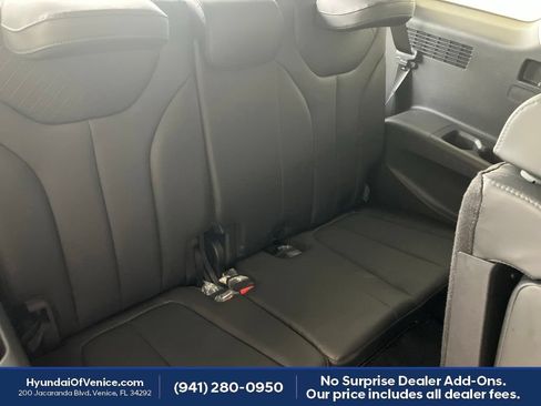 Used 2025 Hyundai Palisade SEL FWD image 27