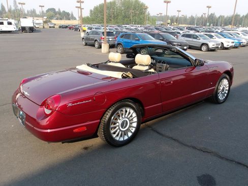 Used 2004 Ford Thunderbird RWD image 13