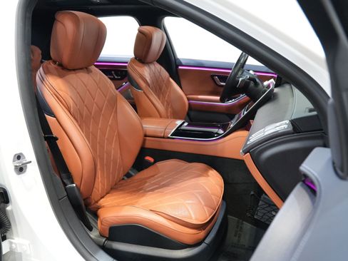 Used 2021 Mercedes-Benz S 580 4MATIC Sedan image 32