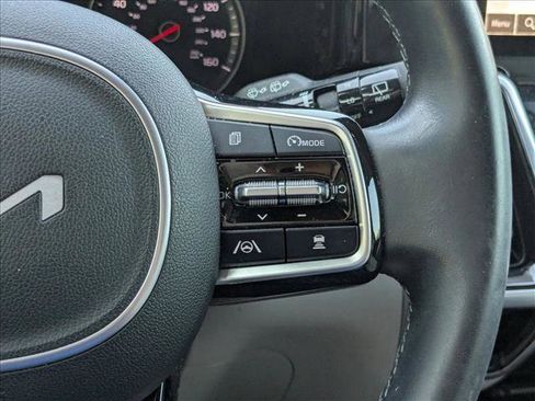 Used 2022 Kia Sorento SX FWD image 5
