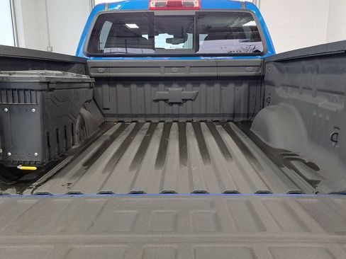 Used 2022 Chevrolet Colorado LT w/ Safety Package image 30