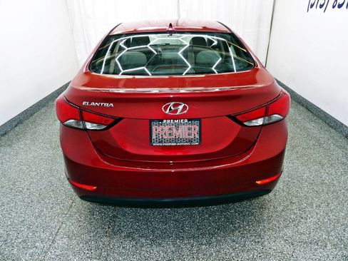 Used 2015 Hyundai Elantra SE w/ Option Group 02 image 5