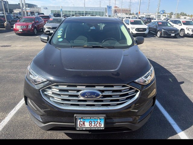 Used 2020 Ford Edge SE FWD image 2
