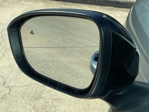 New 2026 Nissan Kicks SV image 10