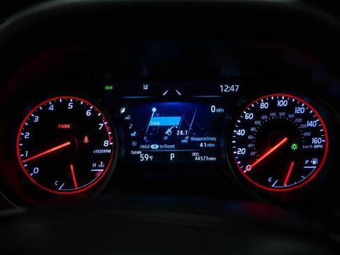 Used 2022 Toyota Camry XSE image 17