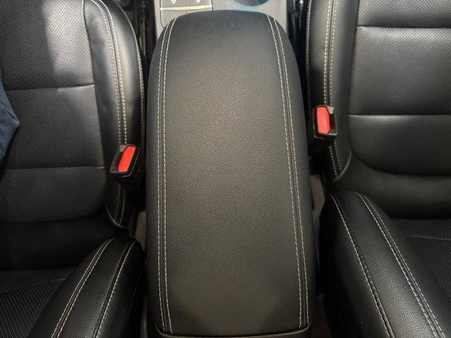 Used 2020 Ford Escape Titanium AWD/4WD image 14