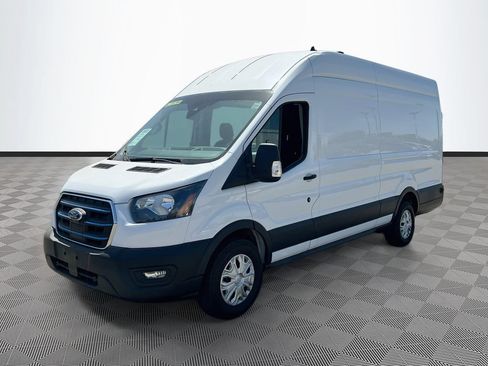Used 2022 Ford E-Transit 148 High Roof Extended RWD image 3