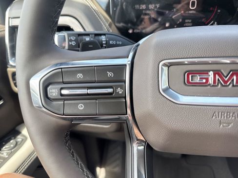 New 2026 GMC Yukon Elevation RWD image 19