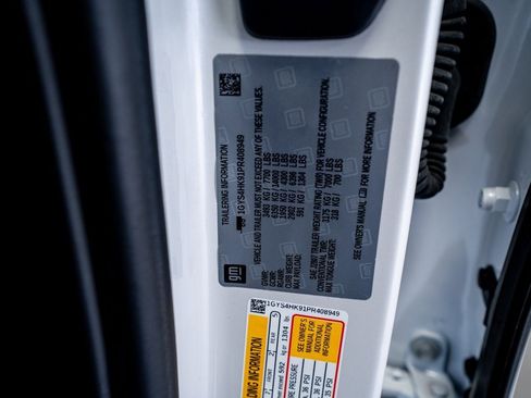 Used 2023 Cadillac Escalade V w/ LPO, ONYX Package image 66