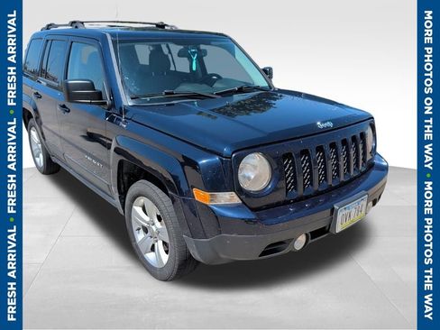 Used 2014 Jeep Patriot Latitude w/ Sun/Sound Group FWD image 1