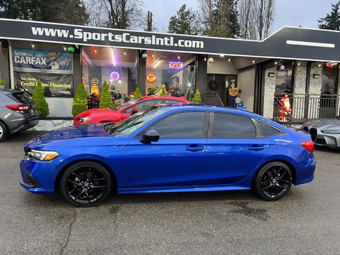 Used 2022 Honda Civic Sport image 2