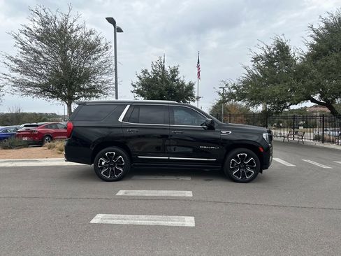 Used 2022 GMC Yukon Denali image 11
