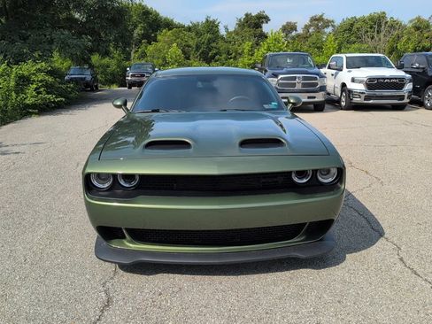 Used 2023 Dodge Challenger SRT Hellcat RWD image 2