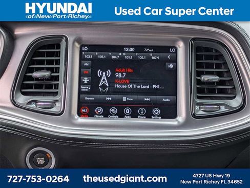 Used 2021 Dodge Challenger SXT w/ Plus Package image 18