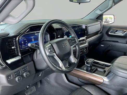 Used 2023 Chevrolet Silverado 1500 RST w/ Convenience Package II AWD/4WD image 12