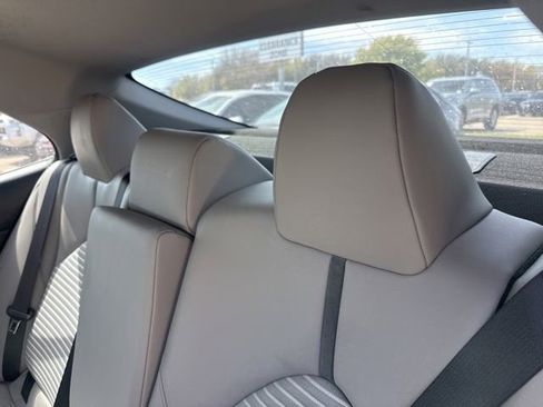 Used 2024 Toyota Camry SE w/ Convenience Package image 8