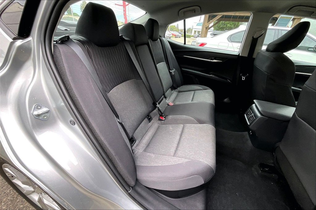 Used 2026 Toyota Camry LE FWD image 25