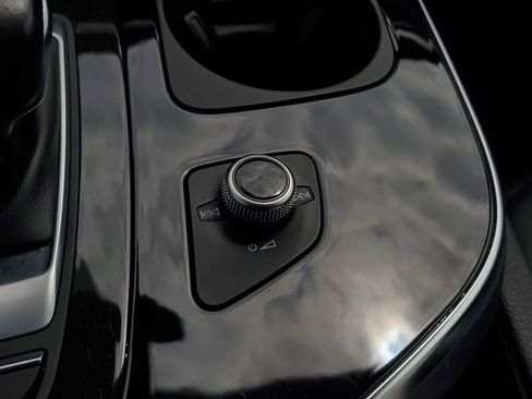 Used 2018 Audi Q7 3.0T Premium Plus AWD/4WD image 32