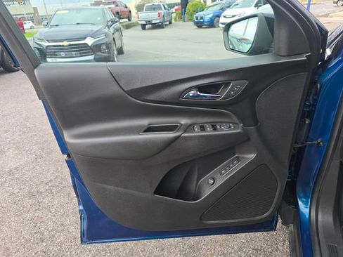 Used 2021 Chevrolet Equinox LT image 11