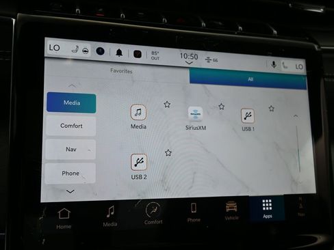 Used 2024 Jeep Grand Cherokee Overland w/ Luxury Tech Group IV image 14