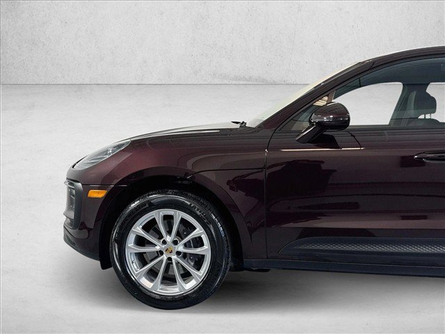 Certified 2026 Porsche Macan Turbo AWD/4WD image 27