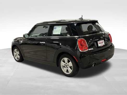 Used 2020 MINI Cooper 2-Door Hardtop image 3