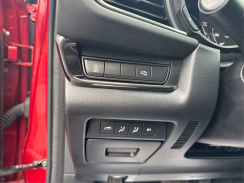 Used 2021 MAZDA CX-30 AWD 2.5 S w/ Premium Package image 22