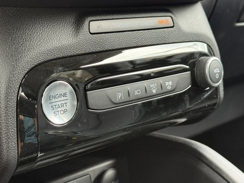 Used 2024 Ford Escape SE w/ PHEV Premium Package image 25