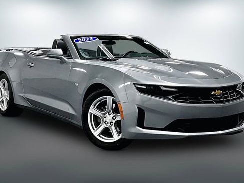Used 2023 Chevrolet Camaro LT RWD image 1