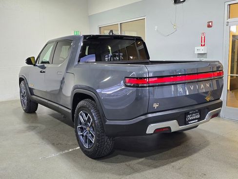 Used 2022 Rivian R1T Launch Edition image 6