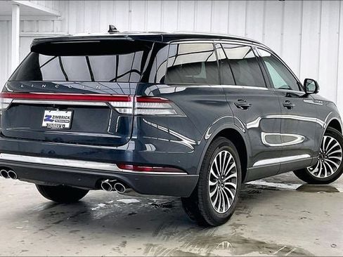 Used 2023 Lincoln Aviator Reserve w/ Equipment Group 201A AWD/4WD image 12
