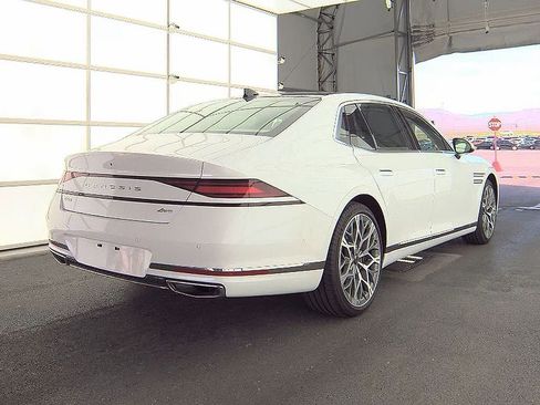Used 2025 Genesis G90 3.5T AWD/4WD image 2