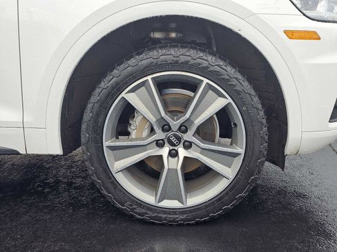 Used 2020 Audi Q5 2.0T Premium Plus w/ Premium Plus Package image 9