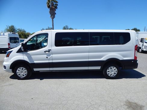 Used 2024 Ford Transit 350 XLT RWD image 5