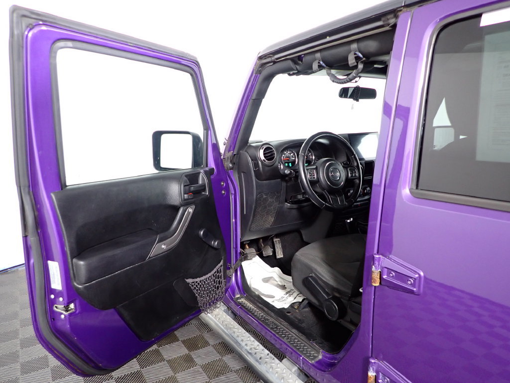 Used 2017 Jeep Wrangler Unlimited Sport w/ Connectivity Group AWD/4WD image 17