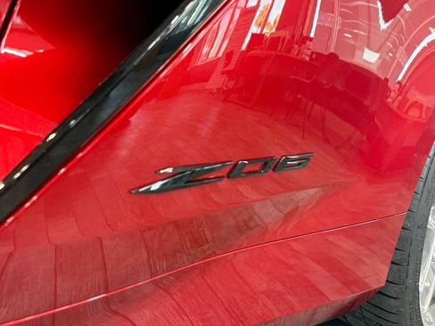 Used 2025 Chevrolet Corvette Z06 RWD image 11