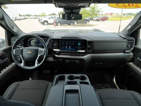 Used 2025 Chevrolet Silverado 2500 LT w/ Convenience Package AWD/4WD image 27