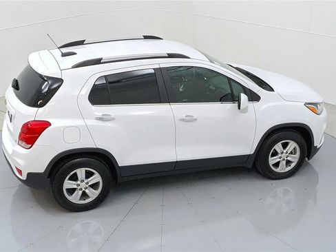 Used 2018 Chevrolet Trax LT w/ LT Convenience Package image 36