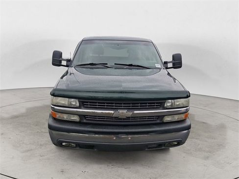 Used 2002 Chevrolet Silverado 1500 LS w/ Electrical Convenience Pkg image 8