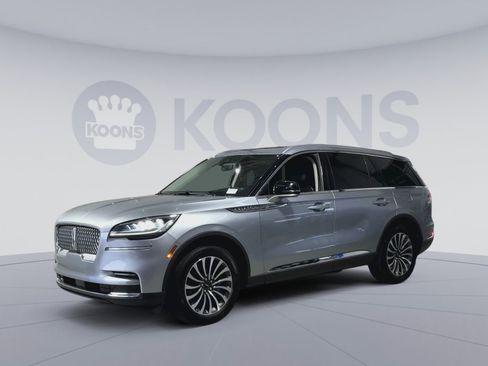 Used 2023 Lincoln Aviator Reserve AWD/4WD image 5
