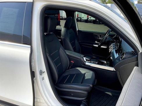 Certified 2021 Mercedes-Benz GLB 250 4MATIC image 31
