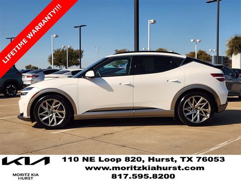 Used 2024 Genesis GV60 Advanced image 12