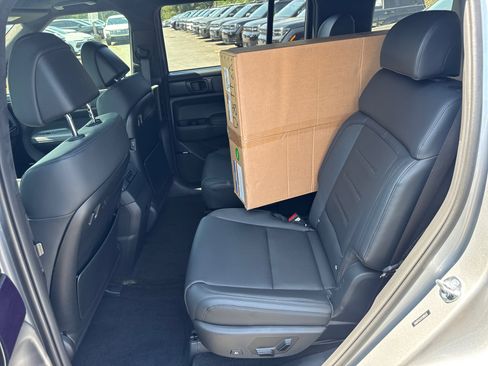 New 2026 Hyundai Santa Fe Calligraphy image 12