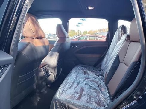 New 2025 Subaru Forester Touring image 12