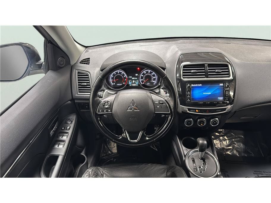 Used 2016 Mitsubishi Outlander Sport SEL FWD image 28