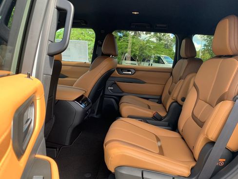 New 2026 Nissan Armada SL AWD/4WD image 23