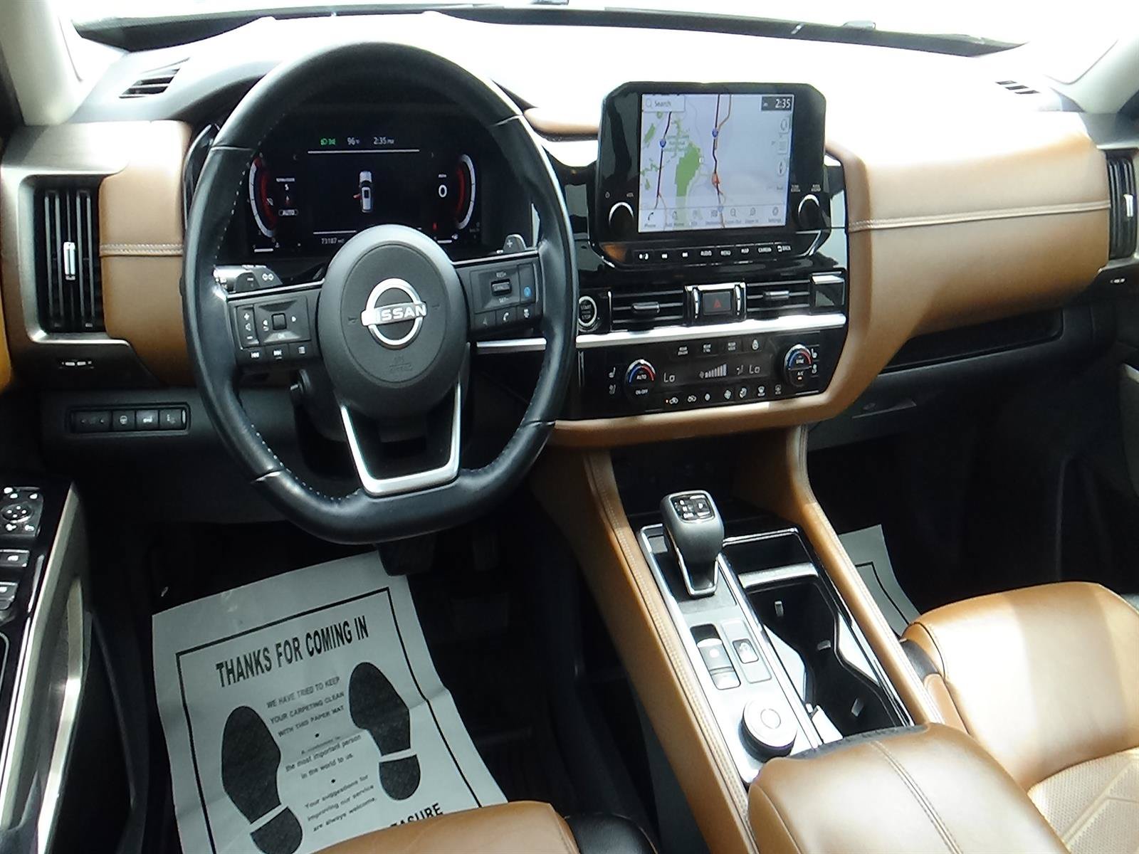 Used 2023 Nissan Pathfinder Platinum w/ Cargo Package AWD/4WD image 13
