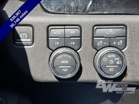 Used 2022 Chevrolet Silverado 1500 RST image 18
